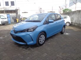 TOYOTA VITZ (1457)