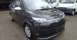 TOYOTA SPADE (1159)