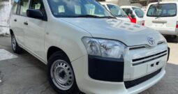 TOYOTA PROBOX (6808)