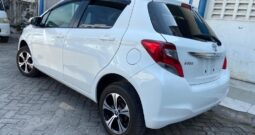 TOYOTA VITZ ( 4487)