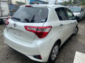 TOYOTA VITZ (4649)