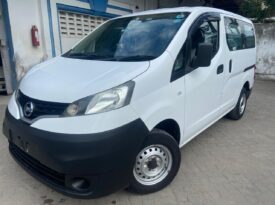 NISSAN VANETTE NV200 (3299)