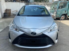 TOYOTA VITZ (3169)