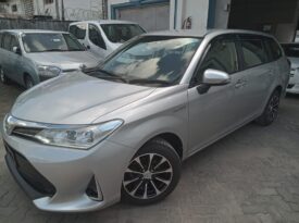 TOYOTA FIELDER HYBRID (5081)