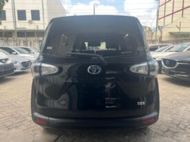 TOYOTA SIENTA-HYBRID (8501)