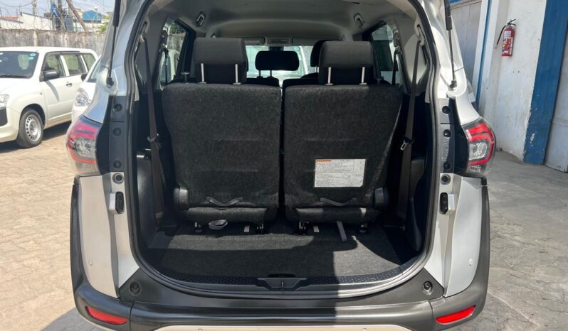TOYOTA SIENTA (6516) full