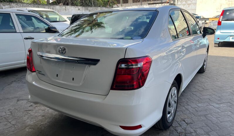 TOYOTA COROLLA AXIO (6868) full