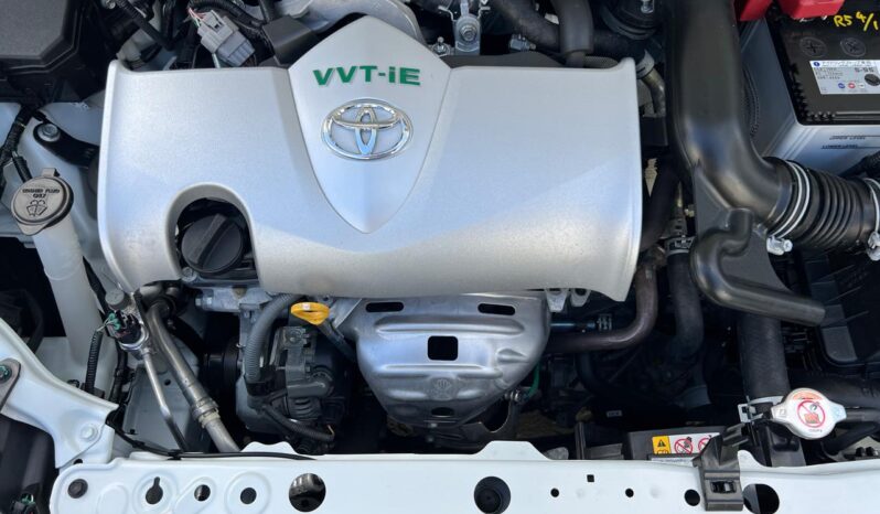 TOYOTA COROLLA AXIO (6868) full