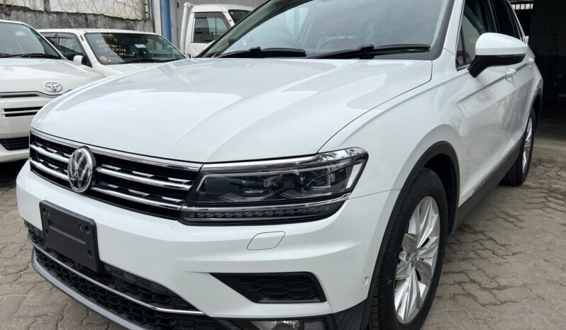 VOLKSWAGEN TIGUAN (5052) full