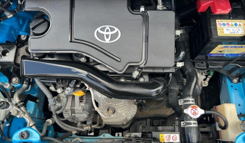 TOYOTA VITZ (4377) full