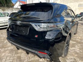 TOYOTA HARRIER (2312)
