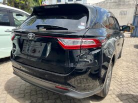 TOYOTA HARRIER (1644)