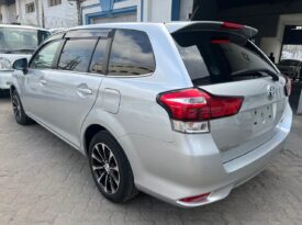 TOYOTA FIELDER (6299)