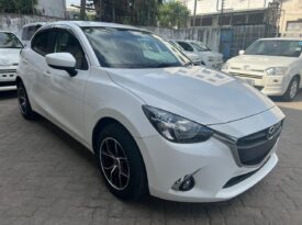 MAZDA DEMIO (0416)
