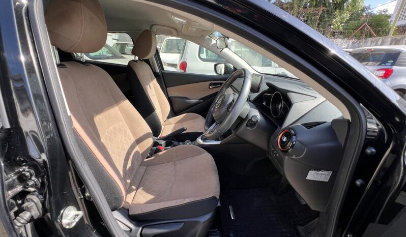 MAZDA DEMIO (8874) full