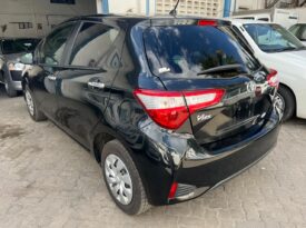 TOYOTA VITZ (7601)
