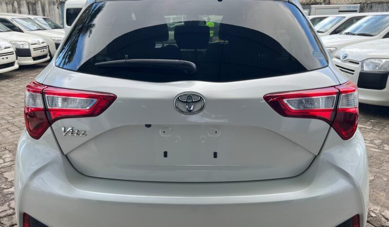 TOYOTA VITZ(1346) full